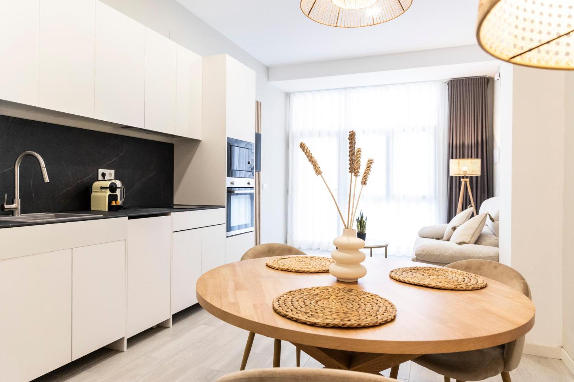 Favara Suites A By Concept Flats Valencia Bagian luar foto