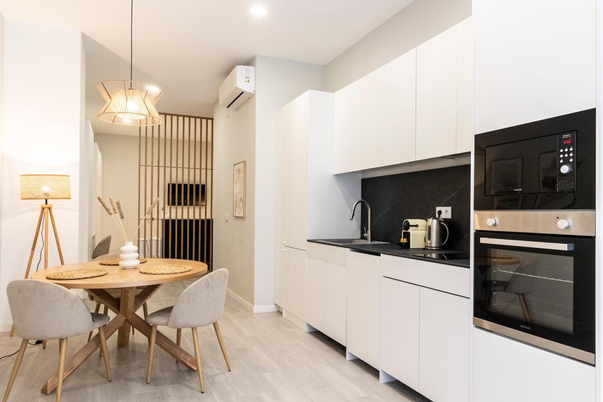 Favara Suites A By Concept Flats Valencia Bagian luar foto